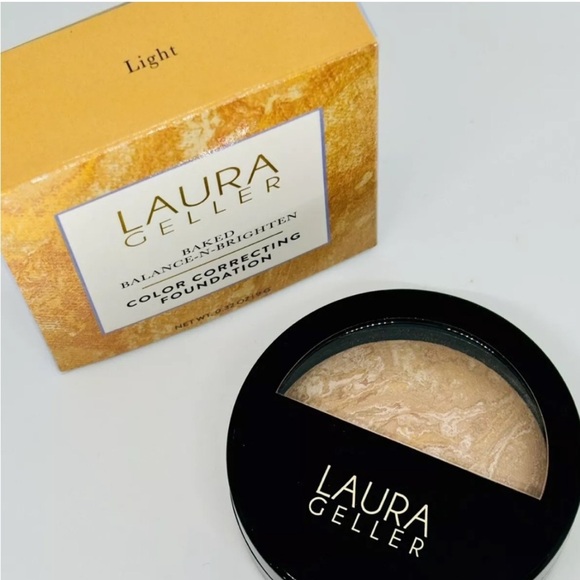 Laura Geller - Light - Baked Balance-N-
Brighten Color Correcting Foundation NIB - Picture 3 of 6